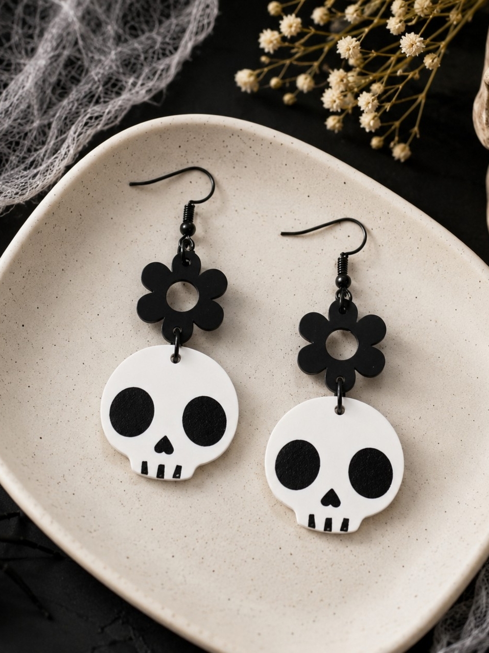 Black & White Skull Flower Daisy Dangle Earrings New